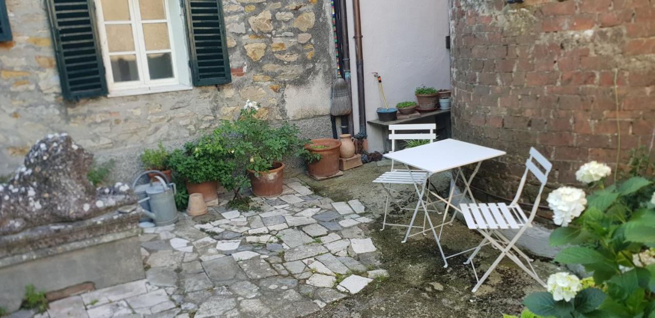 I Voltoni Di Corsignano Appartement Siena Buitenkant foto